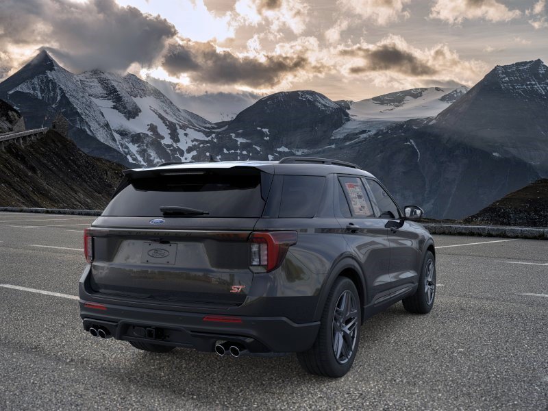 New 2026 Agate Black Metallic Ford ST image 8