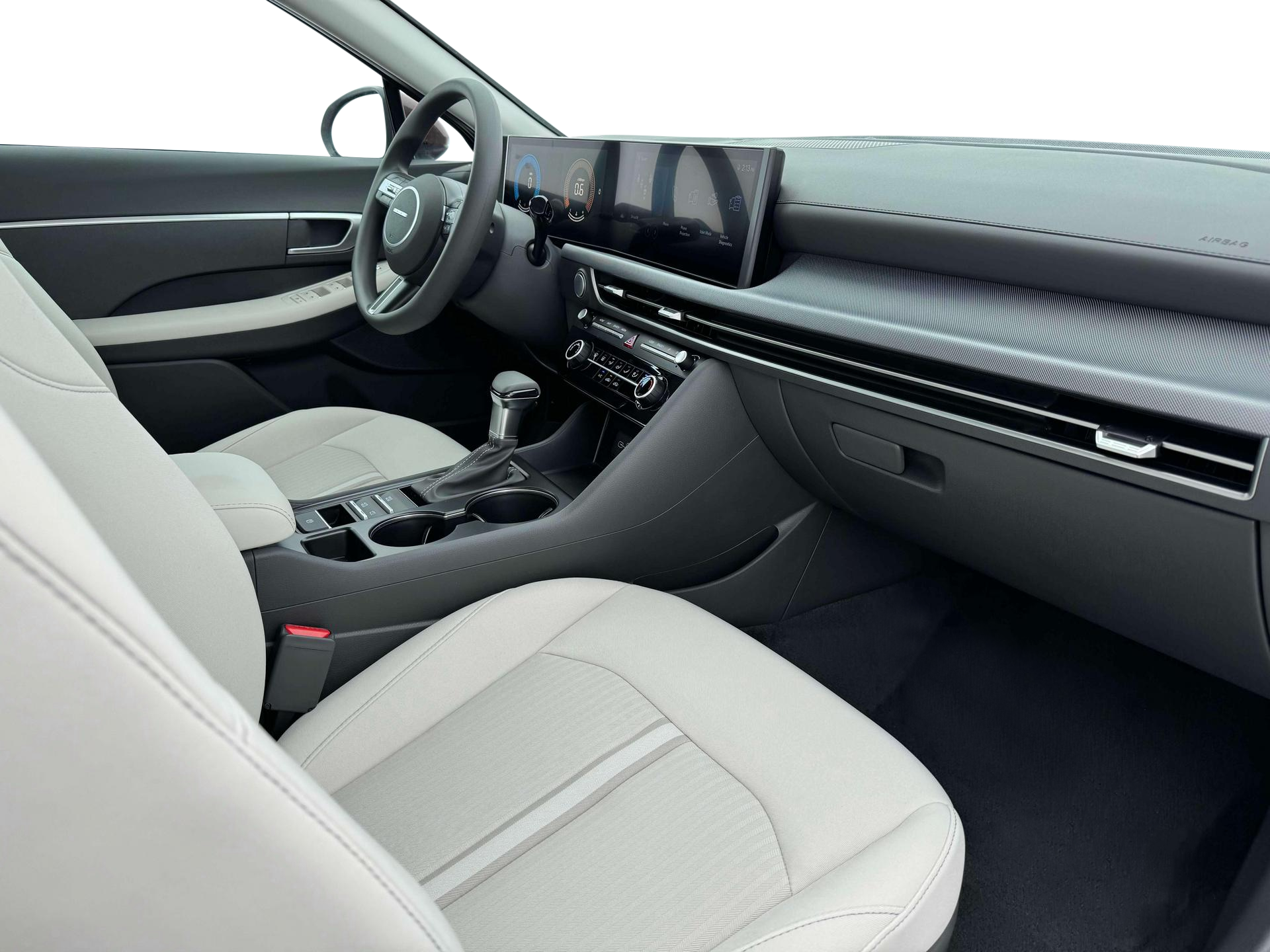 New 2025 White Hyundai SE image 15