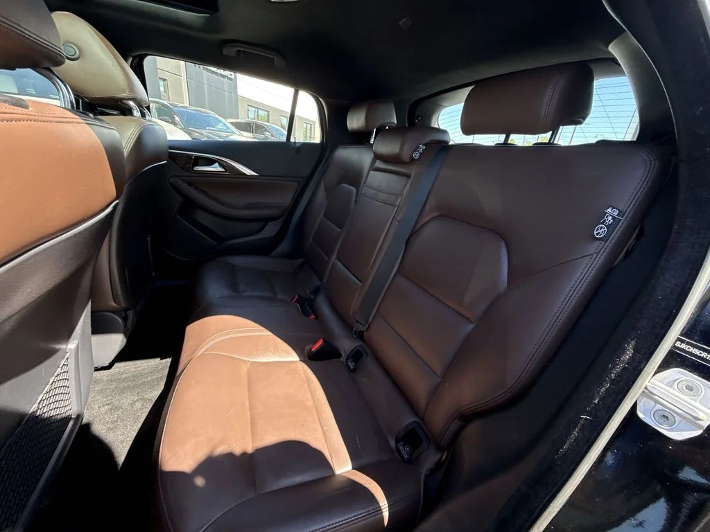 Used 2017 Black INFINITI Premium image 25