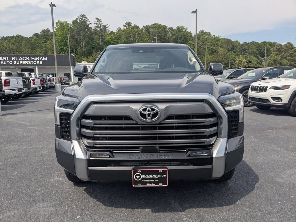 Used 2023  Toyota Limited image 2