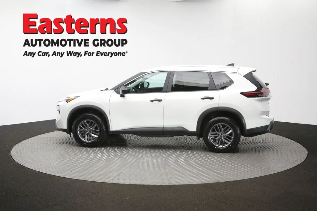 Used 2024 White Nissan S image 61