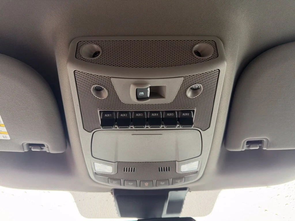 Used 2020 Agate Black Metallic Ford Lariat image 29