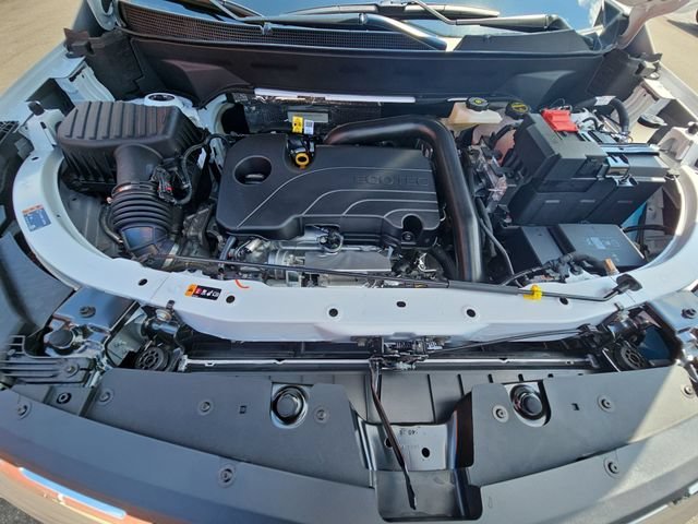 2027 Chevrolet Equinox LT - Photo 32