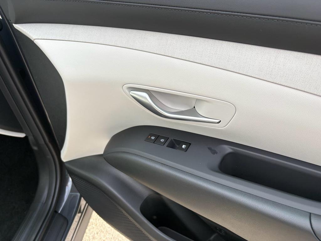 New 2026 Ecotronic Gray Hyundai SEL FWD image 27