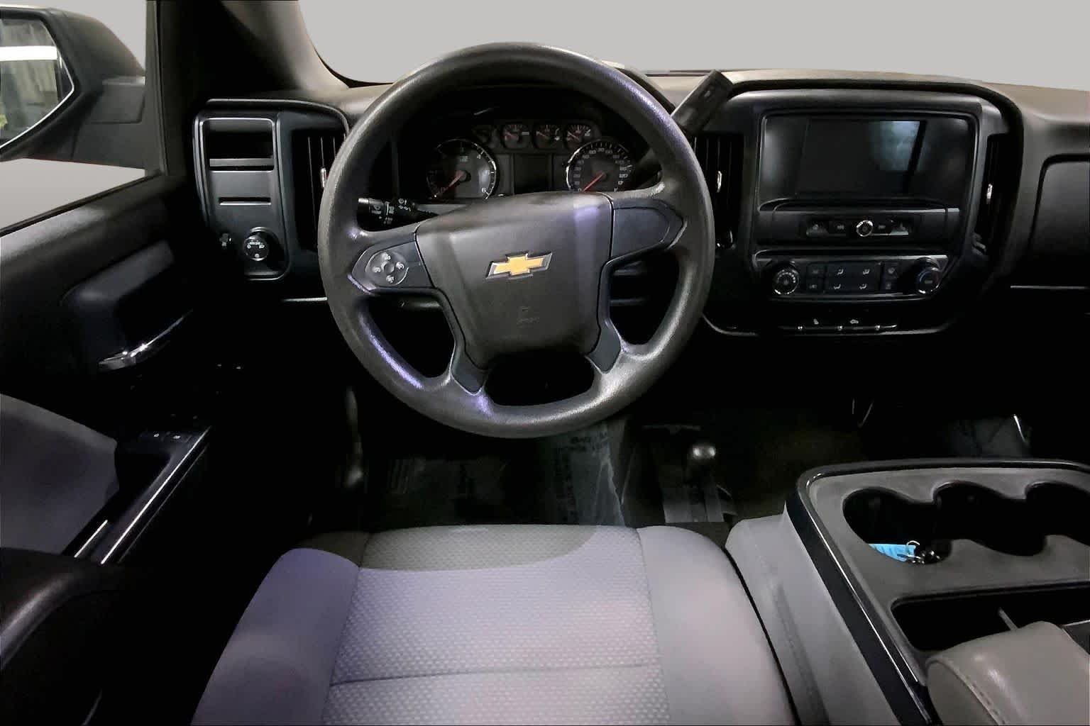 Used 2017 Black Chevrolet Custom image 6