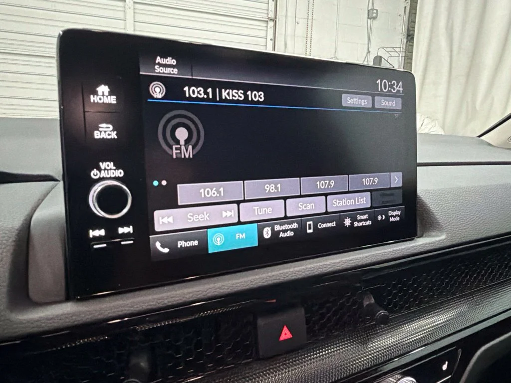 Used 2025 Black Honda EX-L image 16