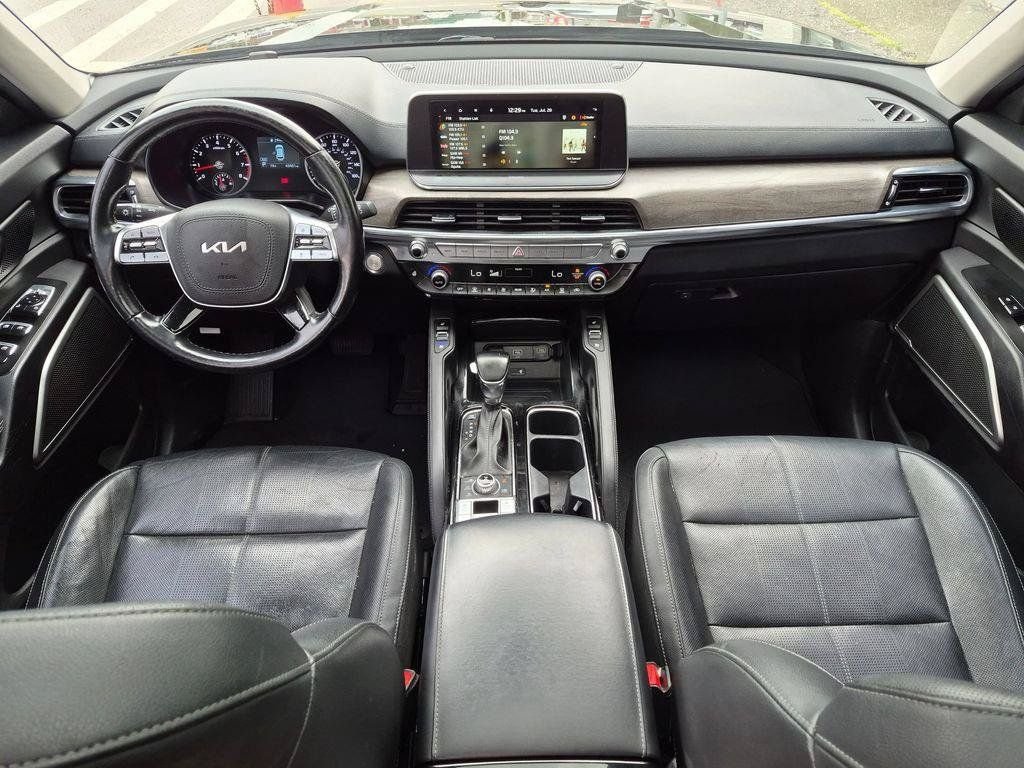 Certified Used 2022 Green Kia EX image 24