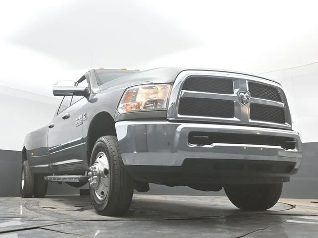 Used 2013 Gray Ram Tradesman image 38