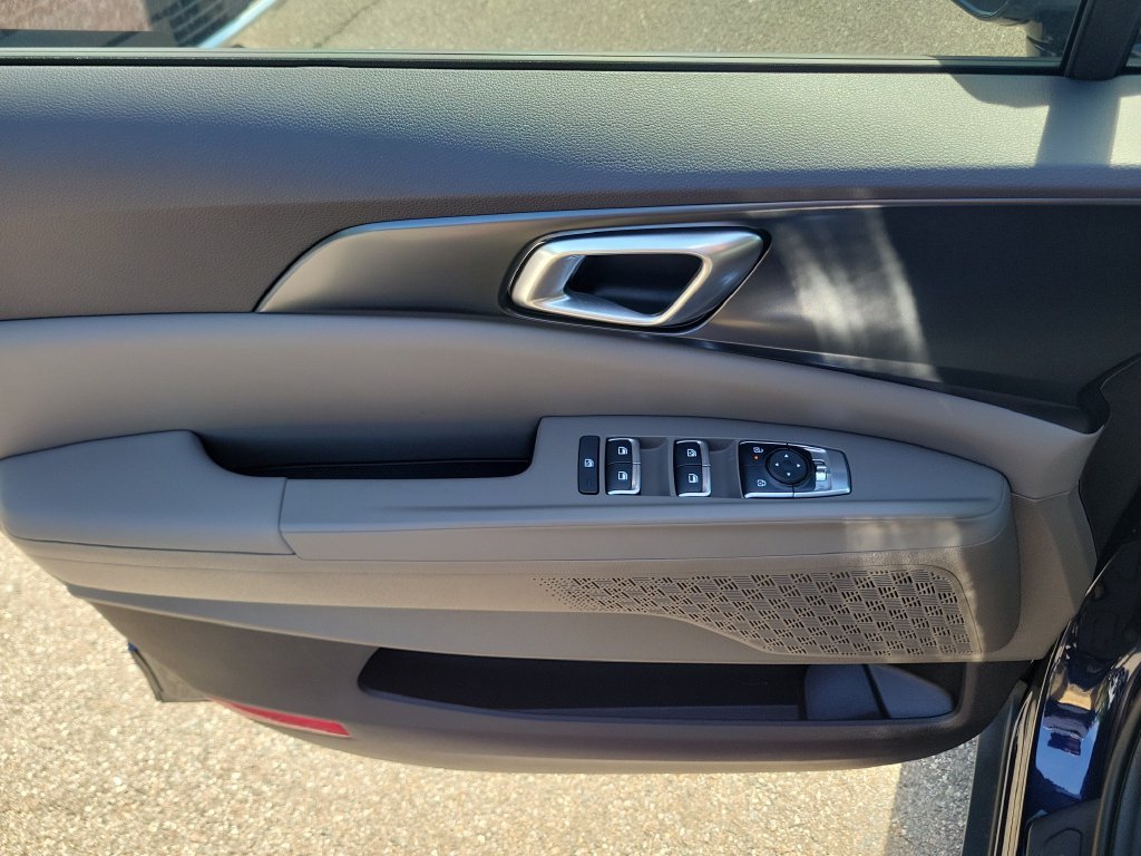 New 2026 Deep Chroma Blue Kia LXS image 19