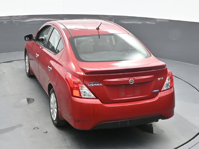 Used 2015 Red Nissan 1.6 SV image 10