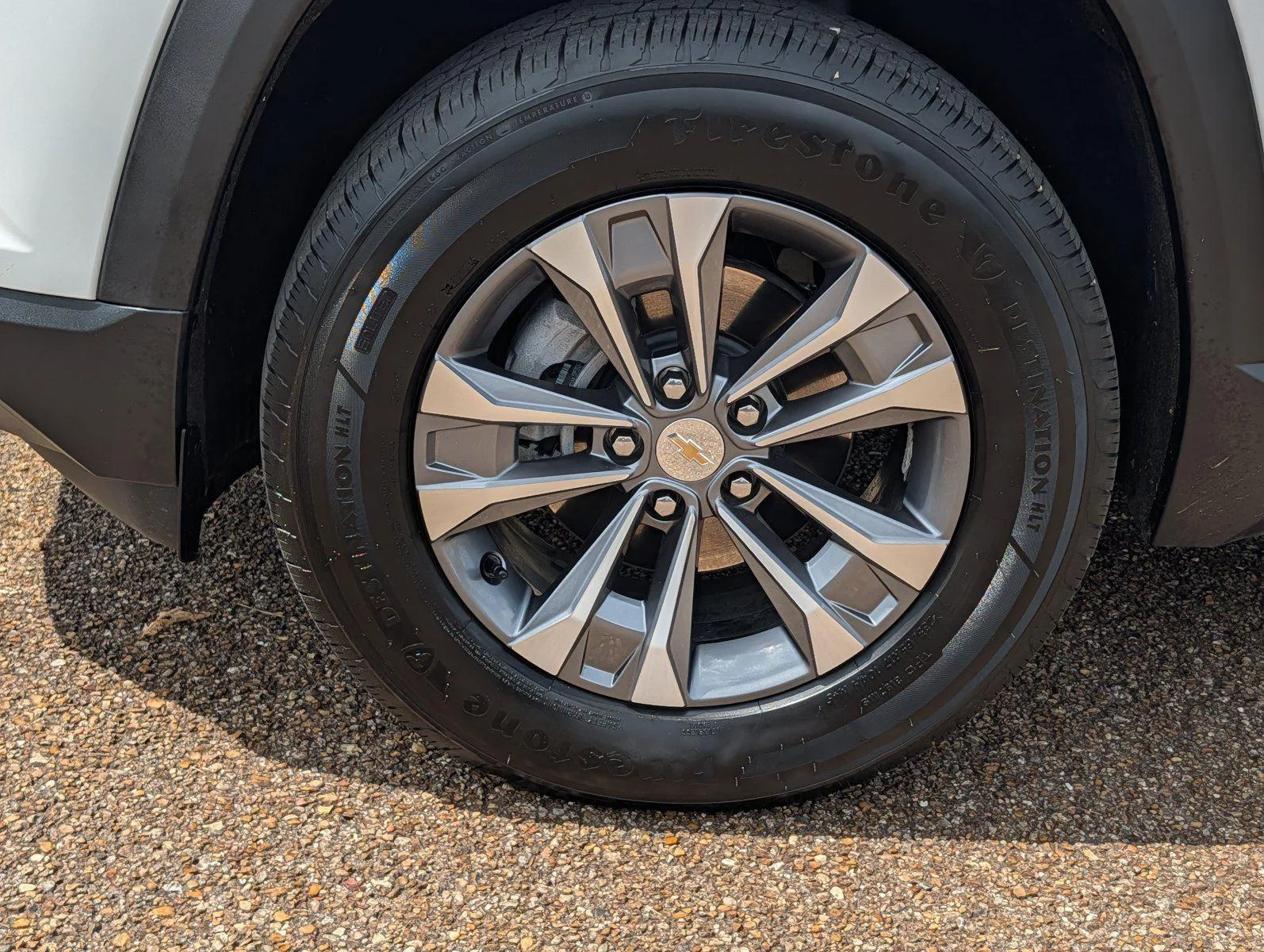 Used 2026 Summit White Chevrolet LT image 9