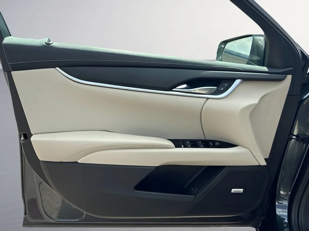 Used 2018 PHANTOM GRAY METALLIC Cadillac  image 25