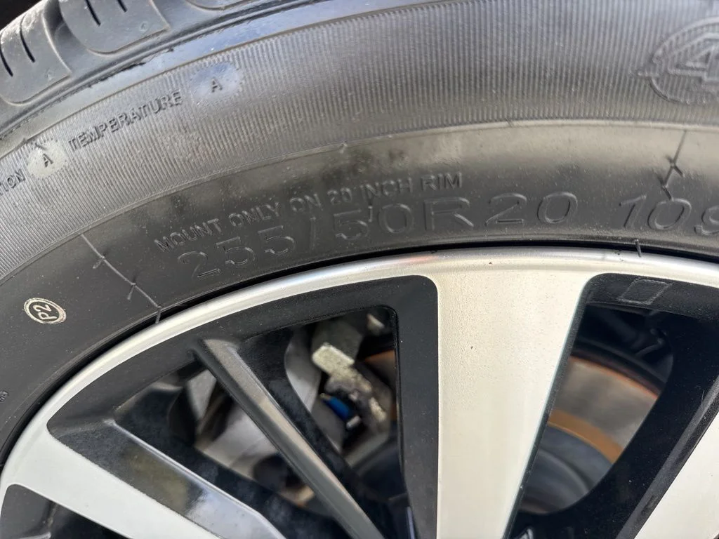 Used 2023 Black Nissan Platinum image 36