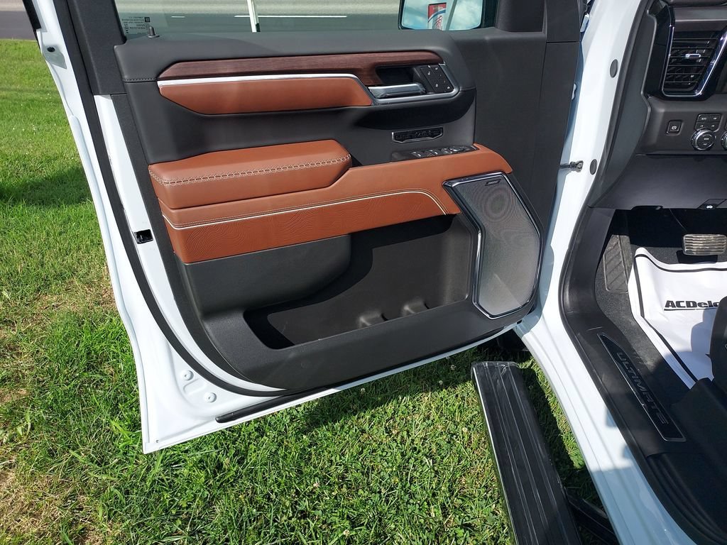 New 2026 Glacier White Tricoat GMC Denali Ultimate image 12