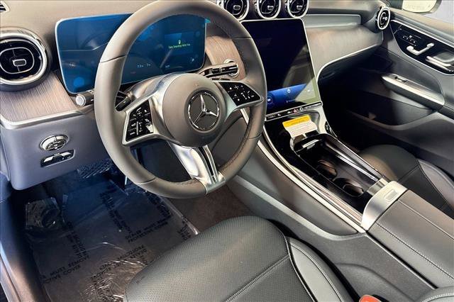 New 2026 Black Mercedes-Benz GLC 300 image 39