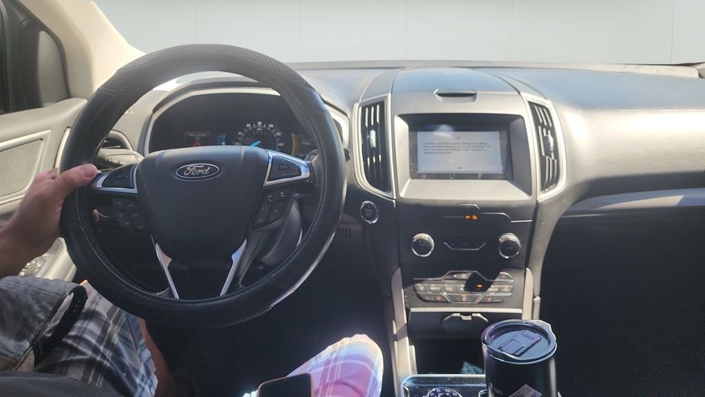 Used 2019 Black Ford SEL image 9