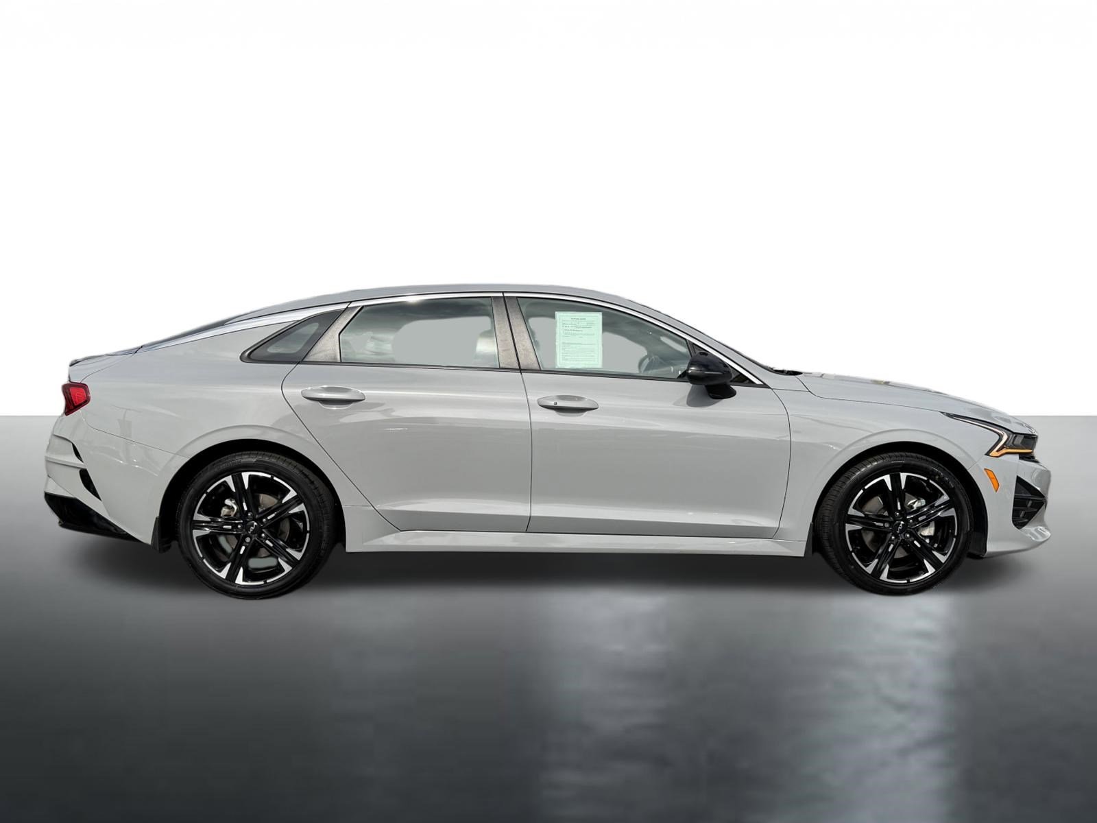Used 2023 Wolf Gray Kia GT-Line image 9