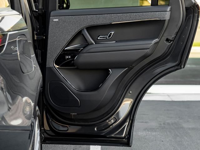 New 2026 Carpathian Grey LAND ROVER Dynamic SE image 29