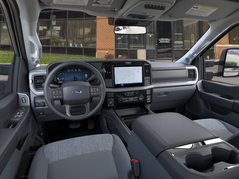 New 2026 Oxford White Ford XLT image 31