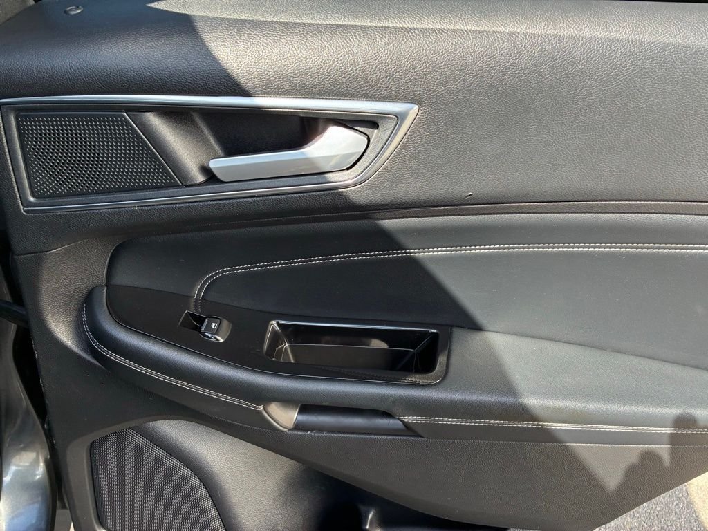 Used 2020 Gray Ford Titanium image 28