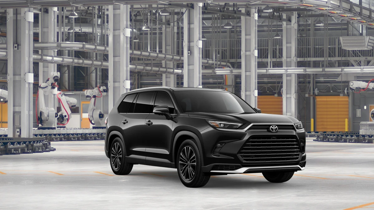 New 2026 Midnight Black Metallic Toyota Hybrid MAX Platinum image 15