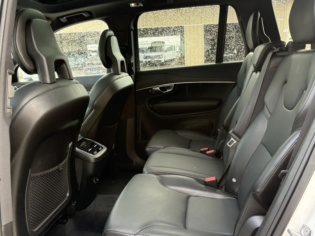 Used 2020 Crystal White Volvo T5 Momentum image 24