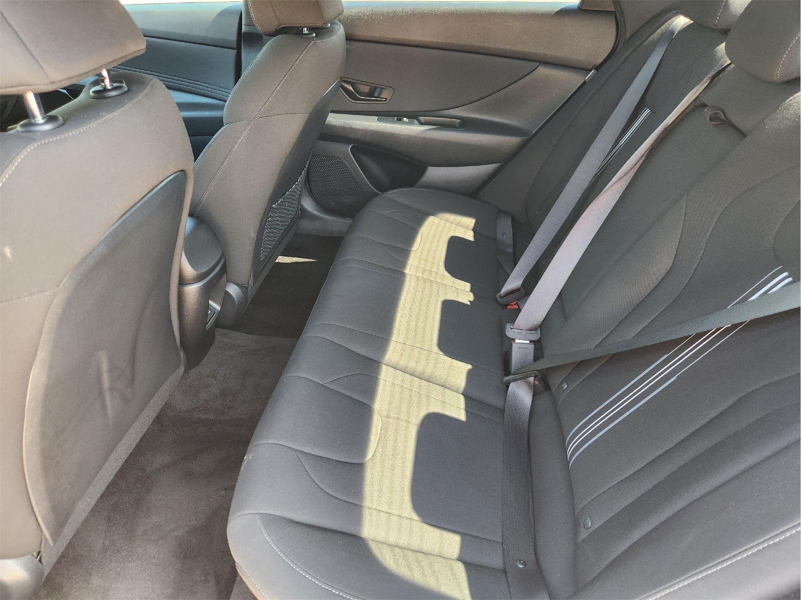 2026 Hyundai Elantra SEL - Photo 31
