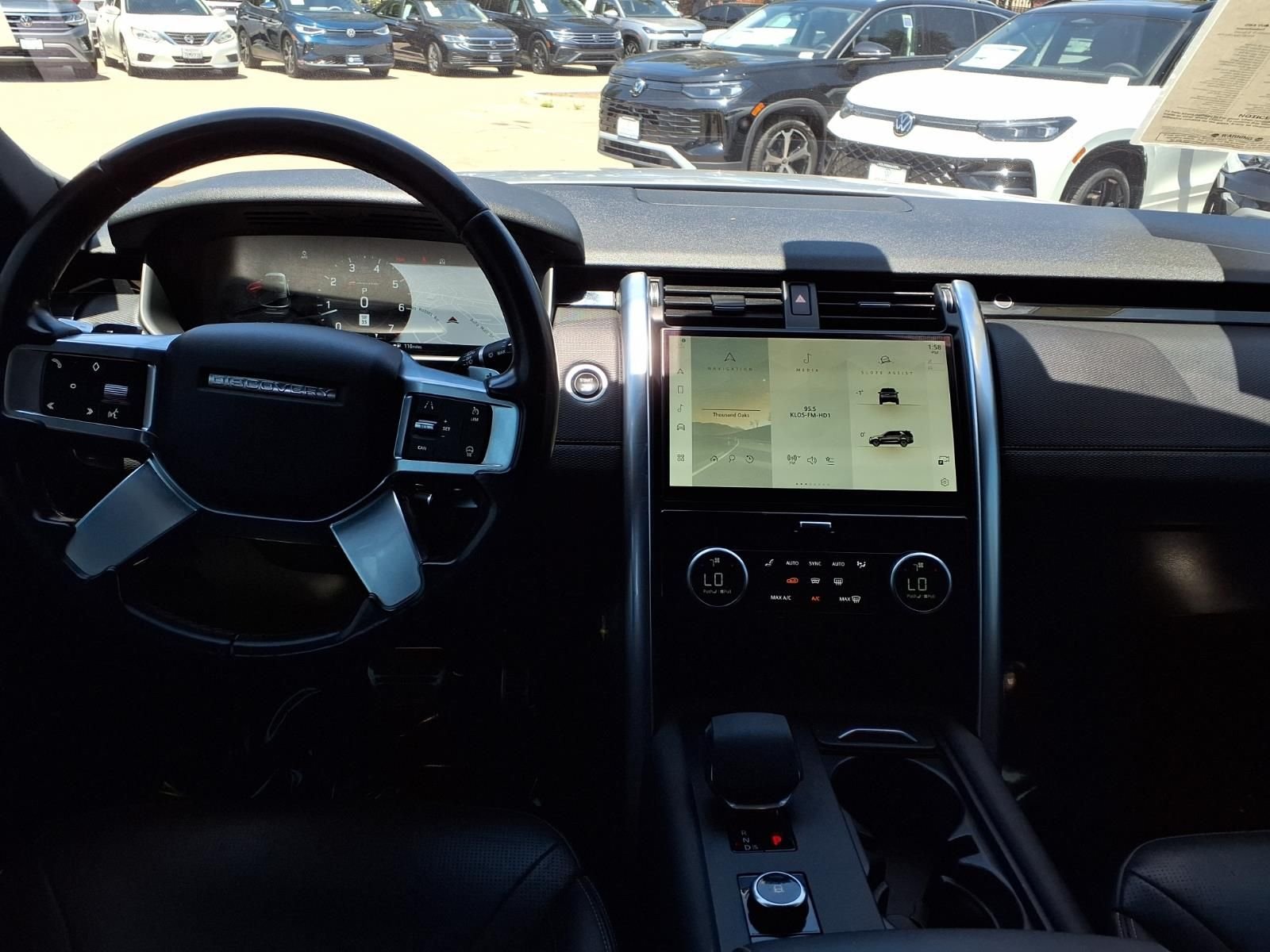 Used 2022  Land Rover S R-Dynamic image 18