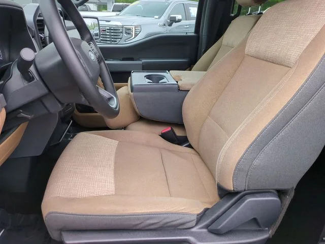 Used 2023 Black Ford XLT image 11