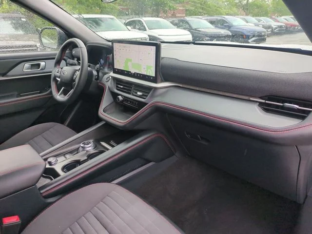 Used 2025 White Ford ST-Line image 31
