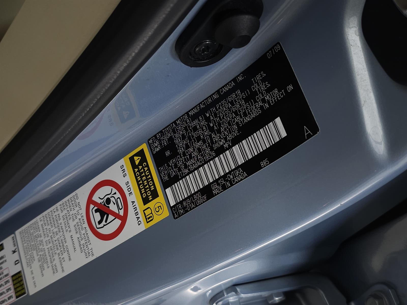 Used 2010 Blue Lexus  image 31
