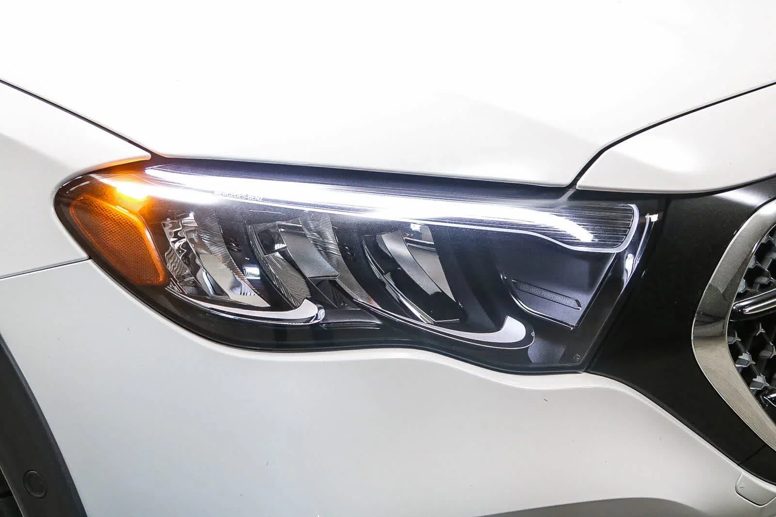 2025 Mercedes-Benz E-Class E450 All-Terrain - Photo 45