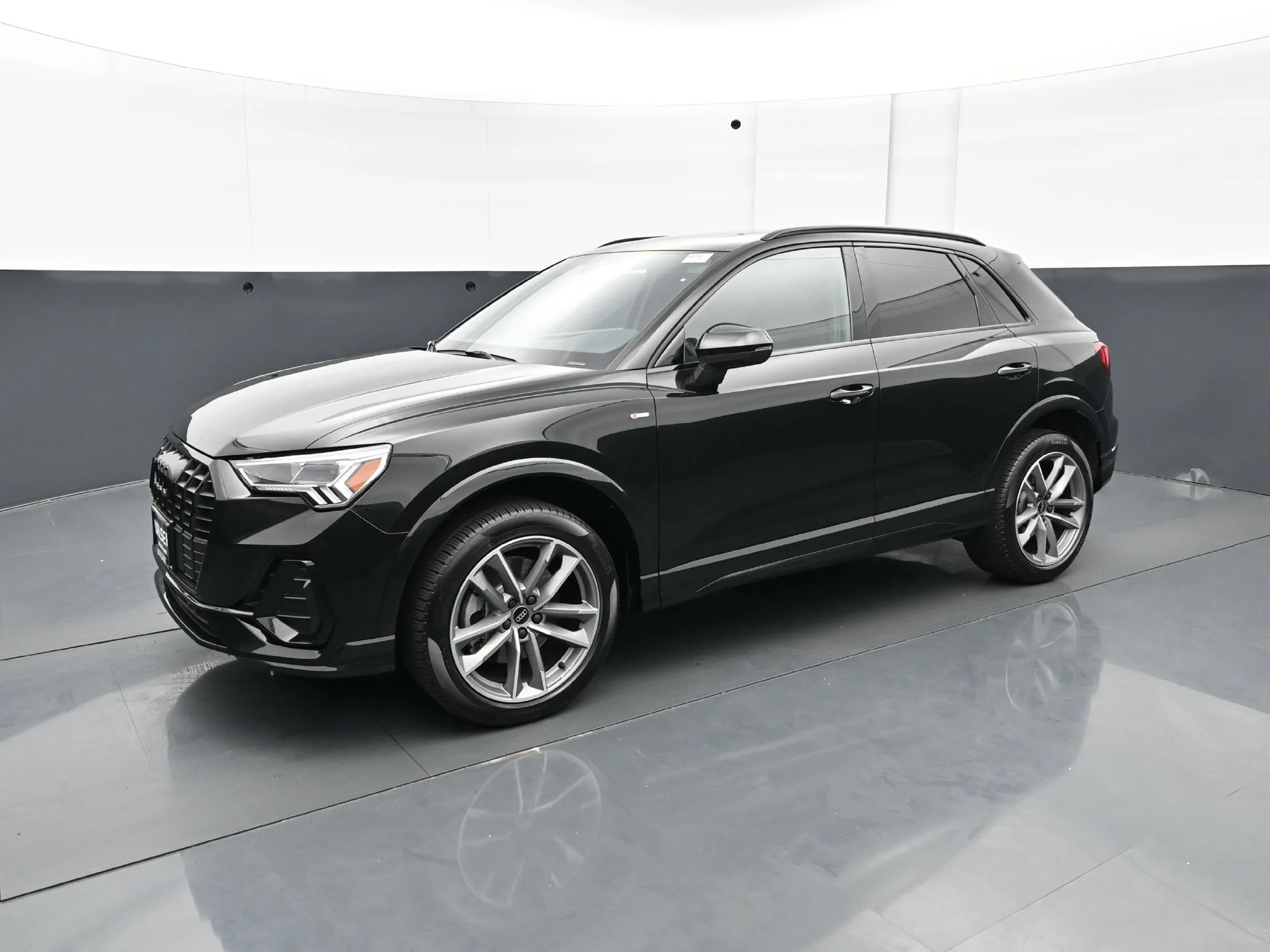 Used 2025 Audi Q3 S Line Premium with VIN WA1DECF38S1084551 for sale in Burnsville, Minnesota