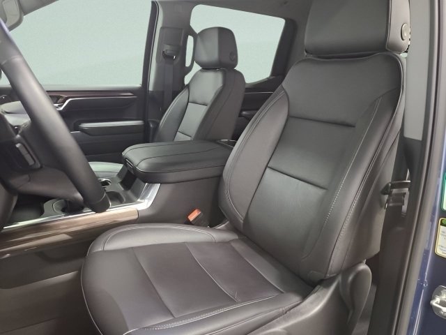 Used 2024 Lakeshore Blue Metallic Chevrolet LT image 15