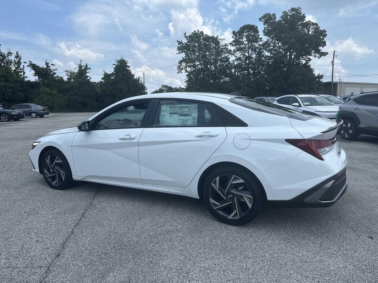 2025 Hyundai Elantra Blue - Photo 13