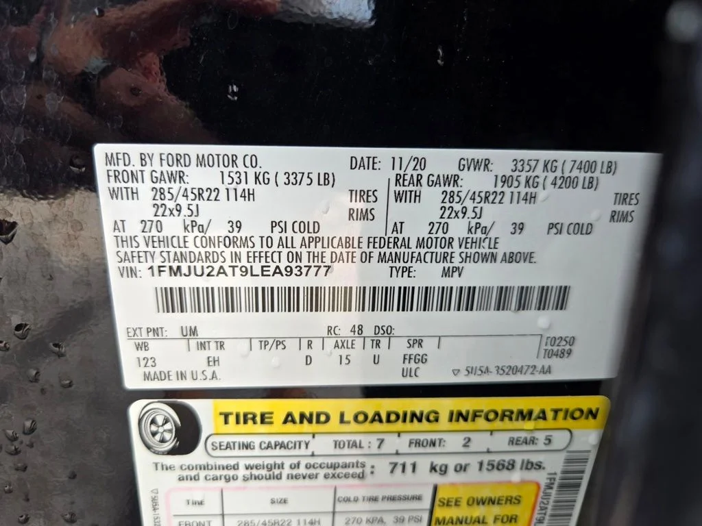Used 2020 Black Ford Limited image 34