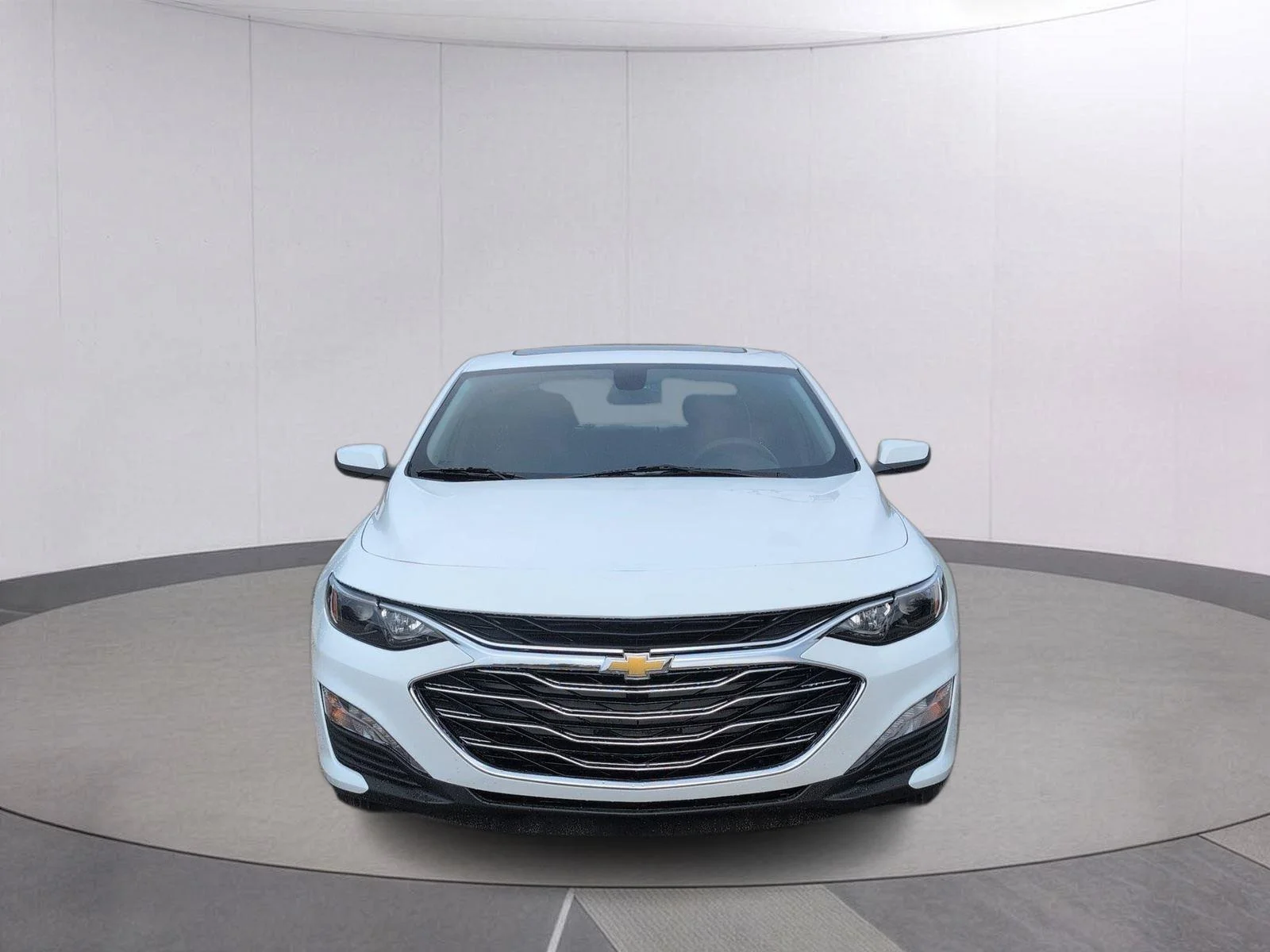 Used 2022 Summit White Chevrolet LT image 10
