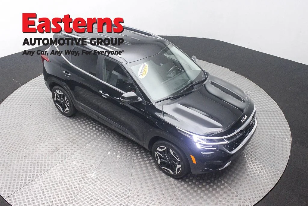 Used 2024 Black Kia SX image 3