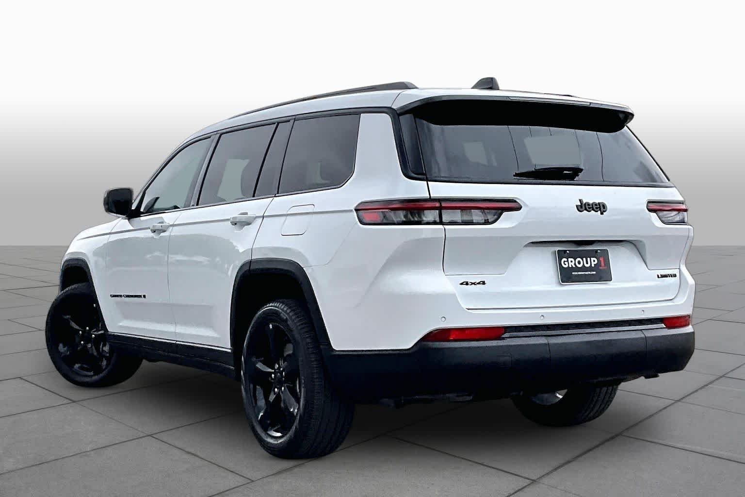 Used 2025 Bright White Clearcoat Jeep Limited image 12
