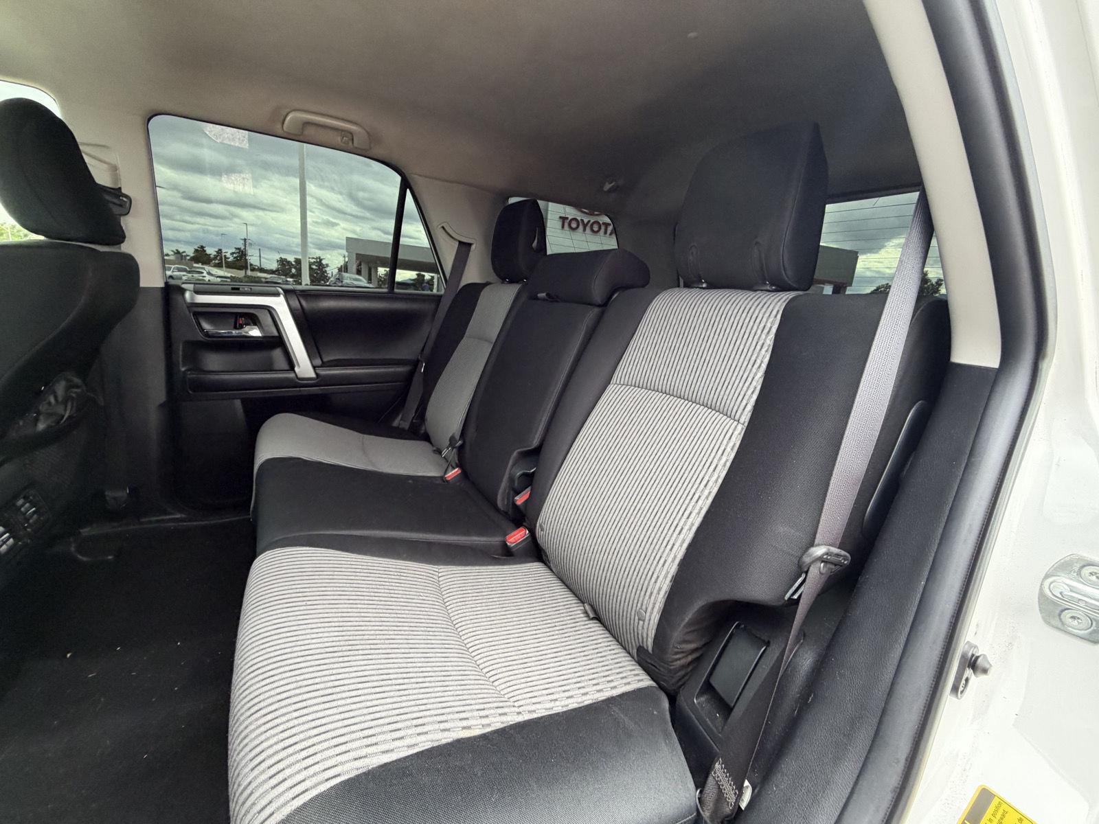 Used 2017 Super White Toyota SR5 image 18