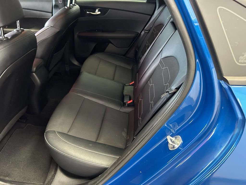 Used 2023 Blue Kia GT-Line image 13