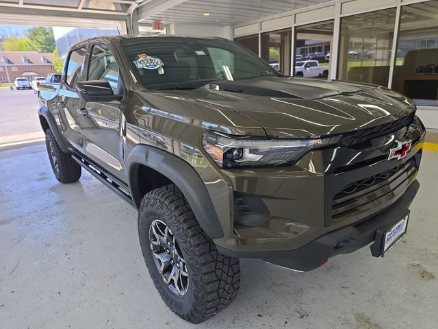 Used 2025 Brown Chevrolet ZR2 image 7