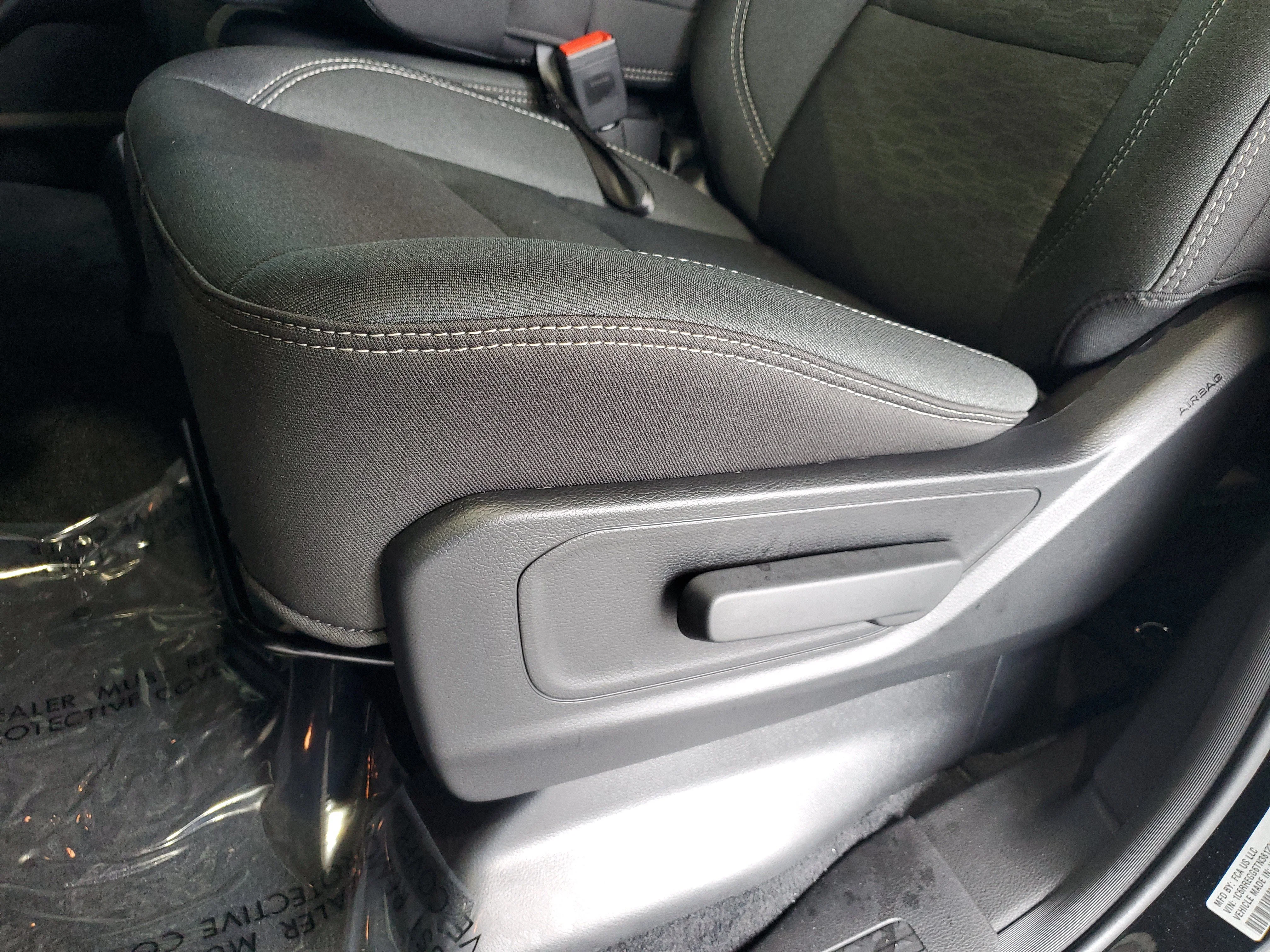 New 2026 Diamond Black Crystal Pearl-Coat Exterior Paint RAM Express image 16