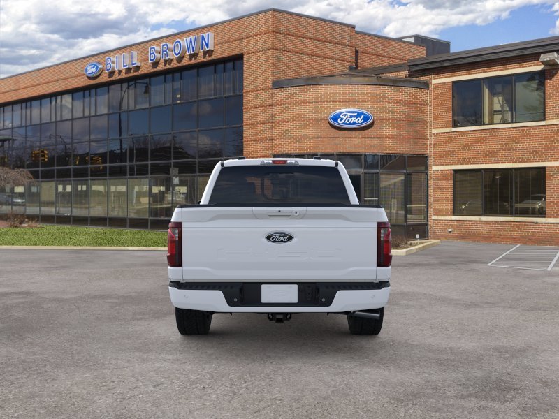 New 2026 Oxford White Ford XLT image 5
