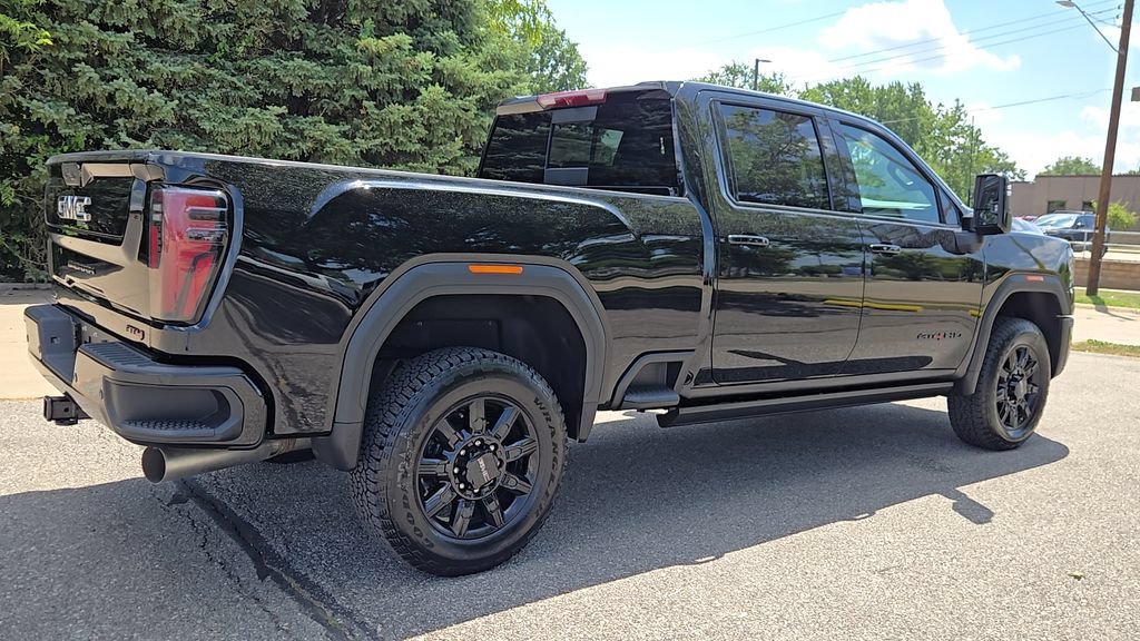 New 2026 Onyx Black GMC AT4 image 28