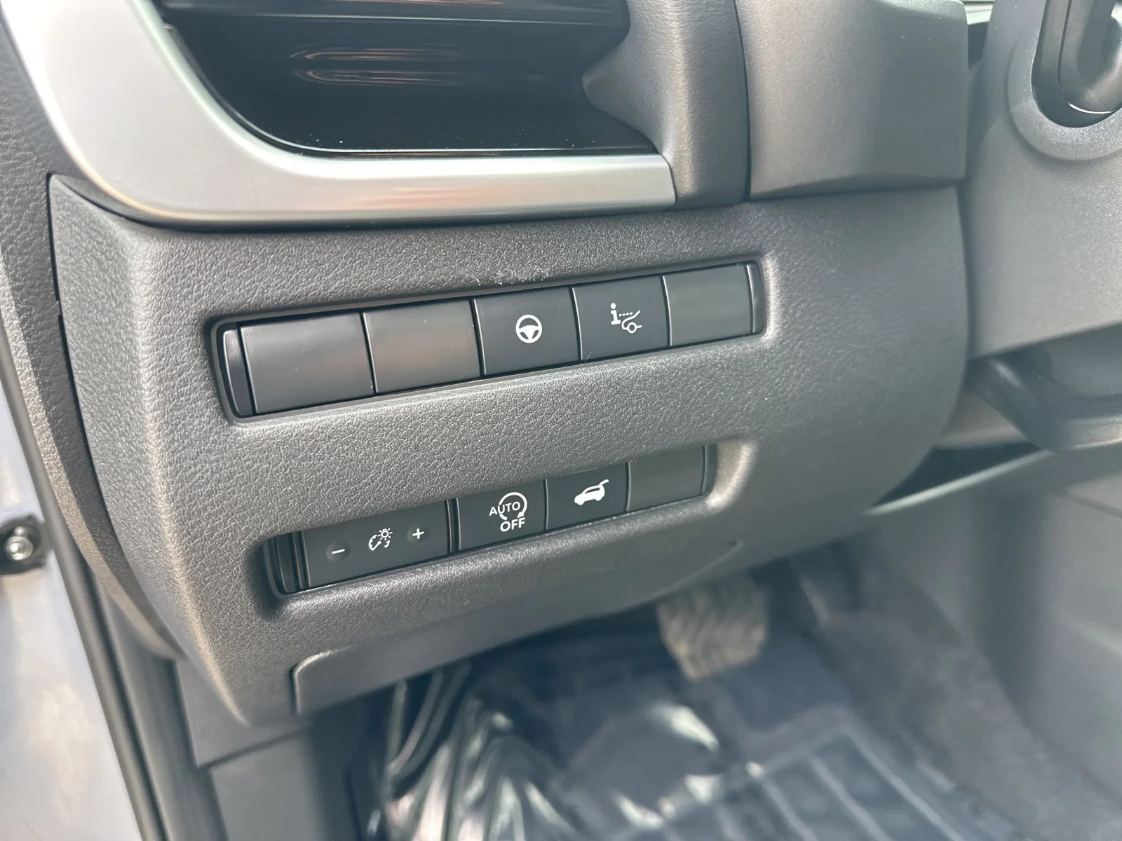 Certified Used 2025 Gray Nissan SL image 14