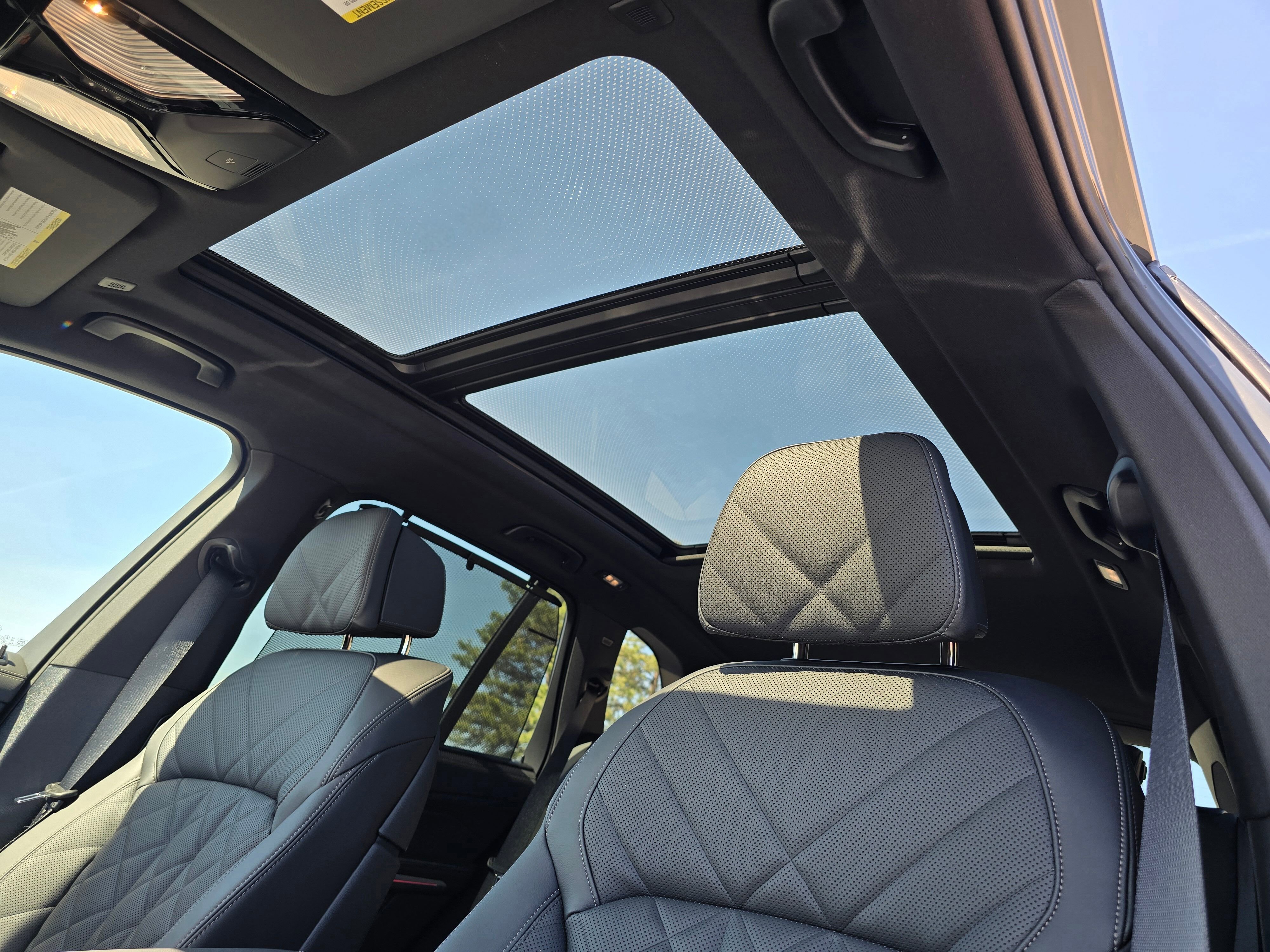 New 2026 Dravit Grey Metallic BMW xDrive40i image 60