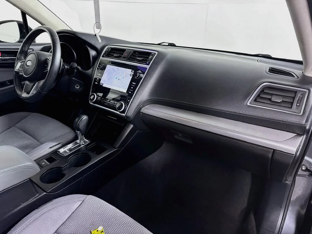 Used 2019 Gray Subaru 2.5i Premium image 36