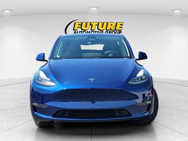Used 2023  Tesla Long Range image 2