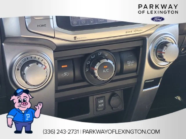 Used 2016 White Toyota SR5 image 23